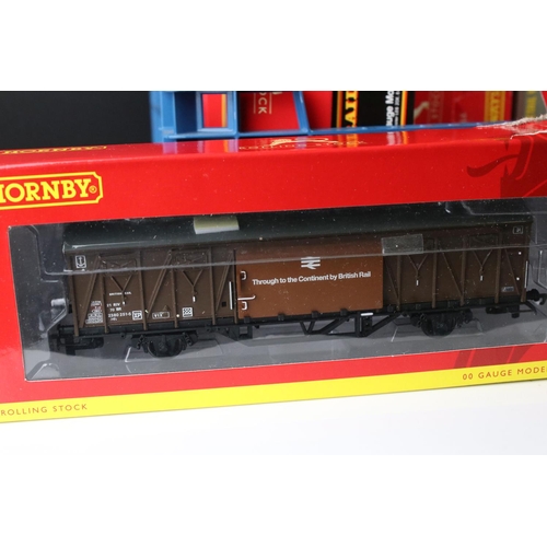 157 - 21 Boxed OO gauge items of rolling stock to include 13 x Hornby, 4 x Wrenn, Mainline x 2, Oxford x 1... 