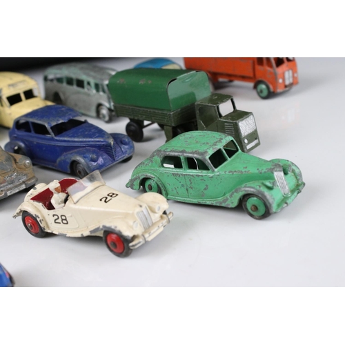 466 - 13 Mid 20th C diecast and tin plate cars to include Dinky Daimler, Dinky Riley, Dinky 108 MG Midget ... 