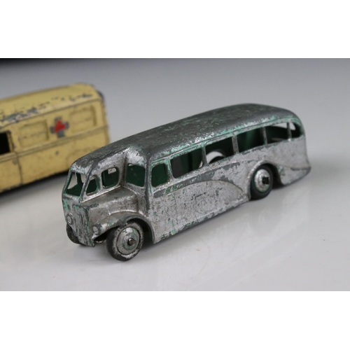 466 - 13 Mid 20th C diecast and tin plate cars to include Dinky Daimler, Dinky Riley, Dinky 108 MG Midget ... 