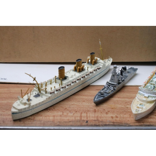 492 - Around 250 diecast and plastic model ships, to include Triang, AIK, Orion etc, condition varies, 5 x... 