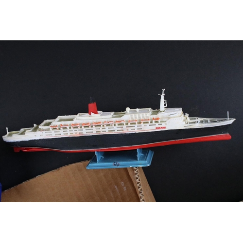 495 - Around 250 diecast and plastic model ships, to include Triang, AIK, Orion etc, condition varies