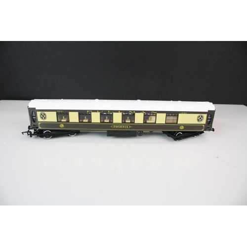 170 - Boxed Hornby OO gauge R558 Venice Simplon Orient Express train set, complete and appearing unused