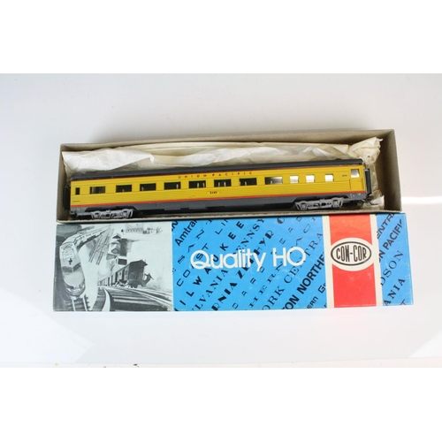 185 - Seven boxed HO gauge Union Pacific passenger cars to include 5 x Con-Cor, Rivarossi & Bethlehem Car ... 