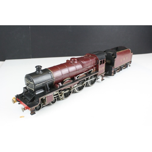 205 - O Gauge electric 4-6-0 LMS No 5573 Newfoundland locomotive with tender, maroon livery, constructed b... 