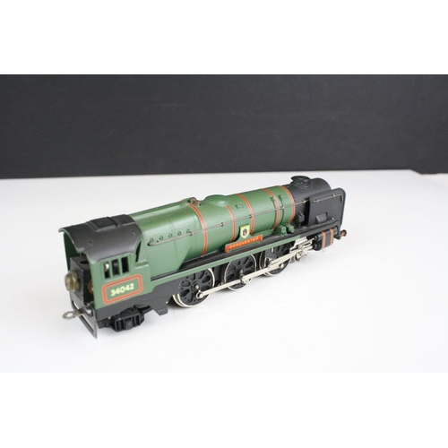 206 - Boxed Wrenn OO gauge W2236 4-6-2 West Country BR Dorchester locomotive, box wear to seams