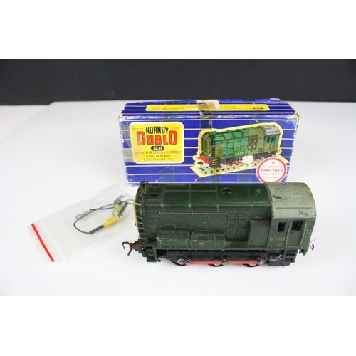 209 - Two boxed Hornby Dublo locomotives to include L30 1,000 BHP Bo Bo Diesel Electric Locomotive and 323... 