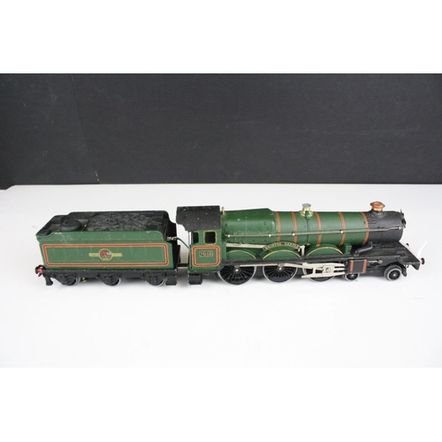 210 - Two boxed Hornby Dublo locomotives to include EDLT20 Locomotive and Tender BR Bristol Castle and EDL... 