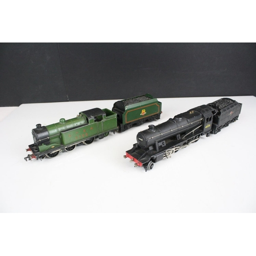 211 - Seven Hornby Dublo locomotives to include Duchess of Montrose, 0-6-2 LNER 9596, 2-8-0 48158 BR black... 