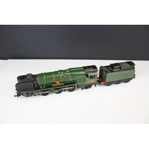 164 - Quantity of OO gauge models railway to include Hornby Dublo Barnstable locomotive, Wrenn 4-6-2 locom... 