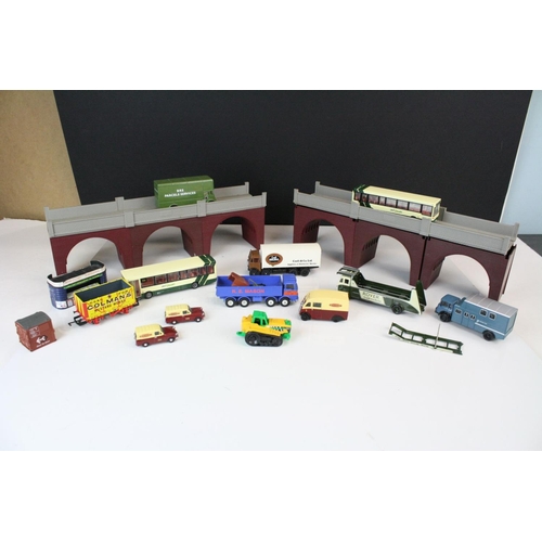 164 - Quantity of OO gauge models railway to include Hornby Dublo Barnstable locomotive, Wrenn 4-6-2 locom... 