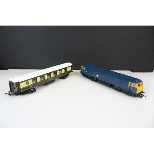 170 - Boxed Hornby OO gauge R558 Venice Simplon Orient Express train set, complete and appearing unused