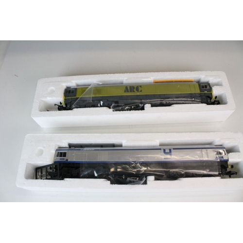 172 - Two boxed Lima OO gauge locomotives to include 204803A6 ARC Village of Mells & 204838A6 Yeoman Endea... 