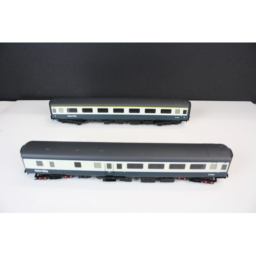 174 - Collection of 21 OO gauge items of rolling stock to include Hornby and Bachmann featuring 14 x Inter... 