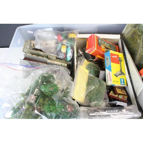 197 - Quantity of model railway accessories to include 4 x boxed OO gauge items of rolling stock, boxed Fl... 