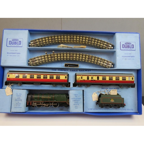 218 - Boxed Hornby Dublo EDP12 Passenger Train Duchess of Montrose set, vg