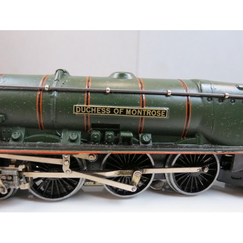 218 - Boxed Hornby Dublo EDP12 Passenger Train Duchess of Montrose set, vg