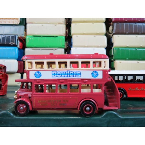 303 - Collection of around 150 diecast models, most appear to be Lledo to include Buses (3 boxes)