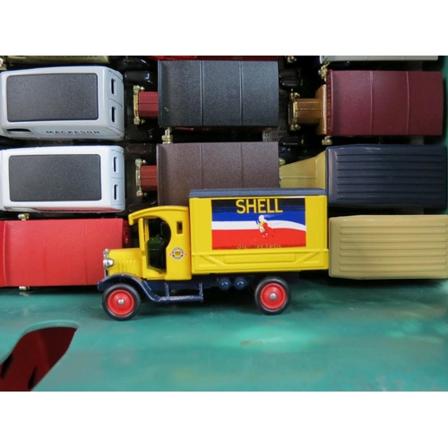 307 - Collection of around 150 diecast models, most appear to be Lledo to include Commercial vehicles (3 b... 