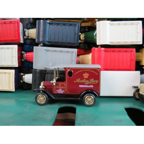 307 - Collection of around 150 diecast models, most appear to be Lledo to include Commercial vehicles (3 b... 