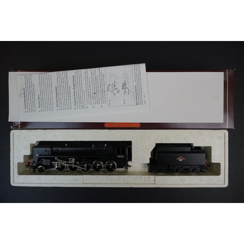 23 - Two boxed Hornby Top Link OO gauge locomotives to include R304 LNER 4-6-2 Mallard Class A4 & R2057 B... 