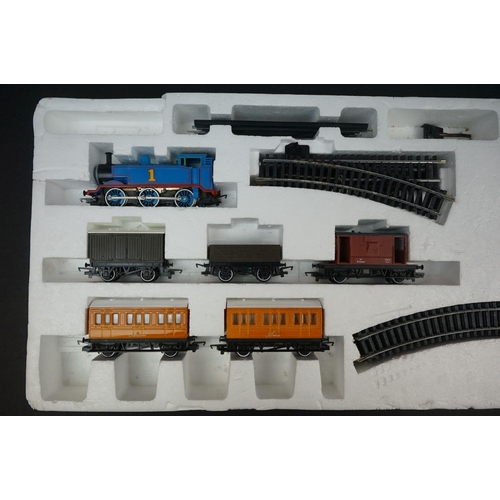 25 - Boxed Hornby OO gauge Thomas the Tank Engine R181 train set with Thomas locomotive and rolling stock... 