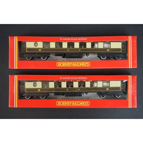 39 - 16 Boxed Hornby OO gauge items of rolling stock to include R233, R223, R162, R174, R162, R600 etc