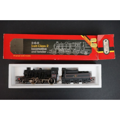 40 - Eight OO gauge model railways to inlcude Hornby R857 BR Loco Ivatt Class 2, R066 LMS 4-6-2 Duchess L... 