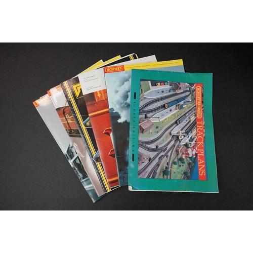 41 - Large quantity of OO gauge model railway accessories to include trackside buildings, ephemera and tr... 