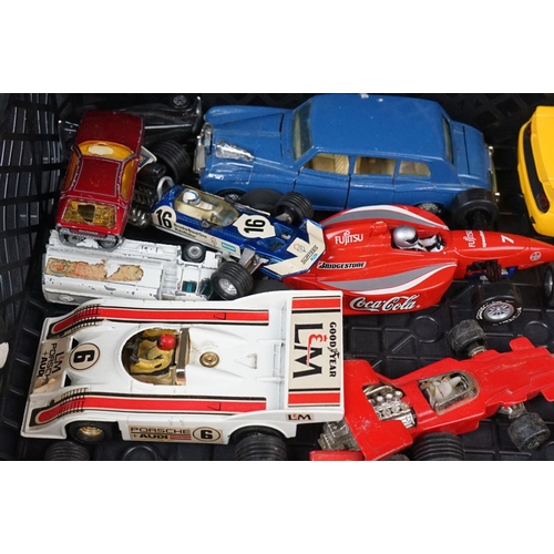 322 - 24 Mid 20th C onwards play worn diecast models to include Corgi Whizzwheels, Matchbox, Dinky etc