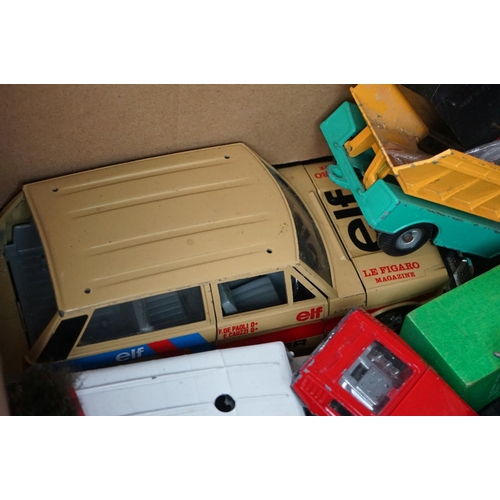 345 - Group of boxed & unboxed diecast models and model railway from the 1970s onwards to include boxed Co... 