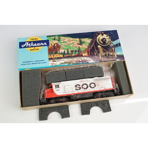 58 - Three boxed HO gauge Athearn locomotives to include 3310 PA-1 PWR Nickel Plate, 4209 GP35 PWR SOO Li... 