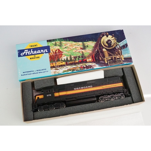 58 - Three boxed HO gauge Athearn locomotives to include 3310 PA-1 PWR Nickel Plate, 4209 GP35 PWR SOO Li... 