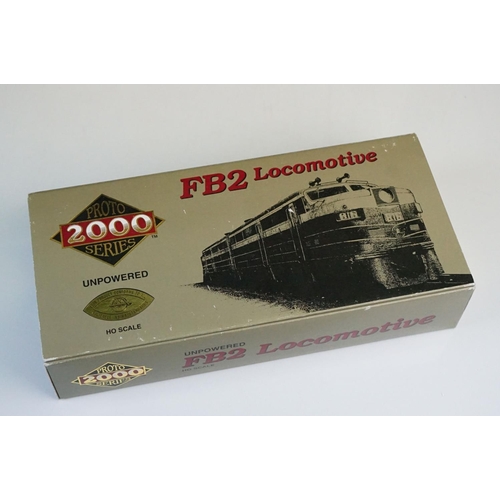 61 - Two boxed HO gauge Proto Series 2000 locomotives to include FA2 8327 Louisville & Nashville #355 & U... 