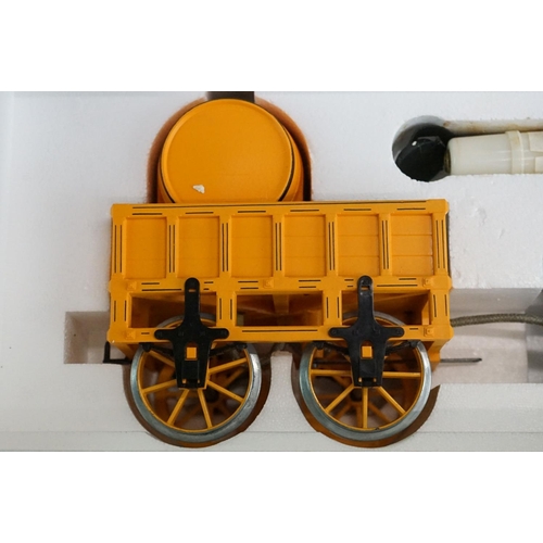 66 - Hornby O gauge Stephenson's Rocket Steam Train Set with locomotive plus 3 x boxed G102 25' of track,... 