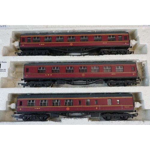 81 - Hornby OO gauge Princess Helena Victoria LMS locomotive in maroon with 3 x coach set, contained with... 