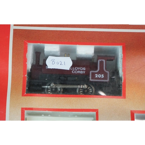 91 - Boxed Hornby OO gauge R583 Industrial Freight electric train set, complete with locomotive & rolling... 