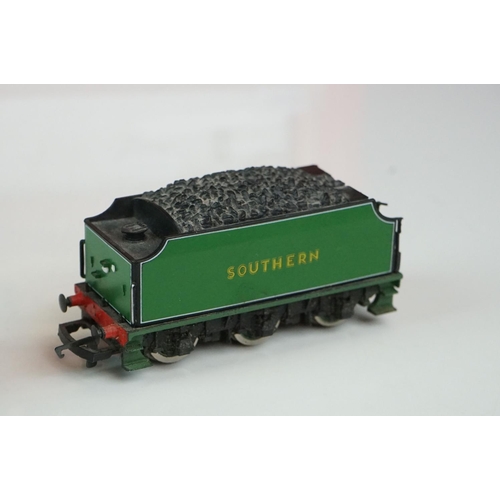 92 - Three boxed Hornby OO gauge locomotives to include R380 SR Schools Class V Loco Stowe, R261 SR Class... 