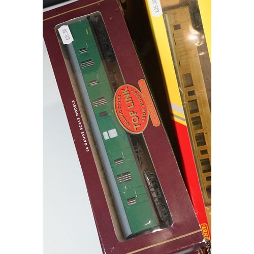 99 - 13 Boxed Hornby OO gauge items of rolling stock to include 7 x Top Link, 4 x Railroad and Super Deta... 