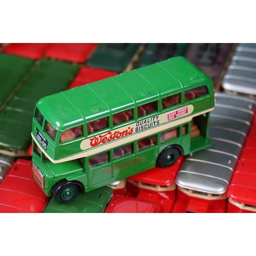 315 - 200+ diecast model buses, most appear to be Lledo (3 trays)