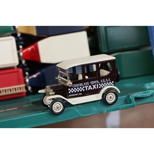 320 - Collection of around 150 diecast models, most appear to be Lledo to include Commercial Vehicles (3 b... 