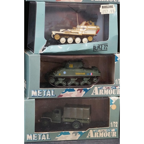 355 - Collection of around 28 boxed and cased diecast military models to include HobbyMaster, Oxford Dieca... 