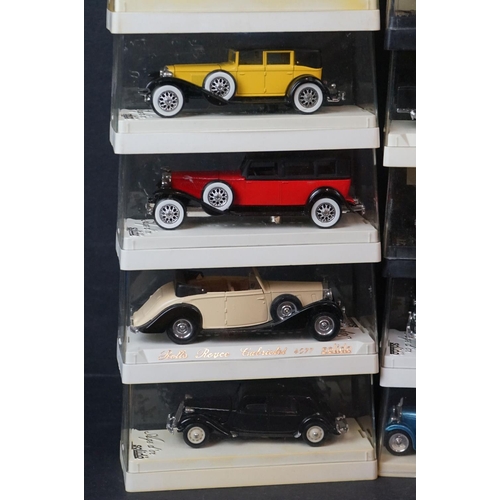 382 - Collection of 34 cased and boxed Solido Age D'or diecast models, vg