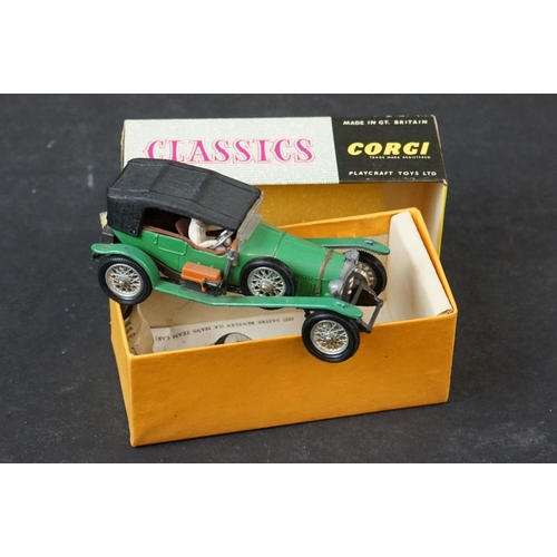 383 - Nine boxed Corgi Classics diecast models to include 901, 9001, 9002, 9012, 9032, 9031, 9021 & 9013 p... 