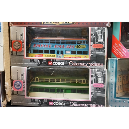 387 - 19 Boxed Corgi diecast buses and trams to include Original Omnibus, Blackpool, and Tramlines, all vg