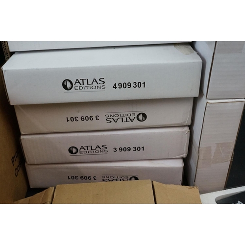 394 - 20 Boxed Atlas diecast models planes & ships models to include Military Giants of The Sky, complete ... 