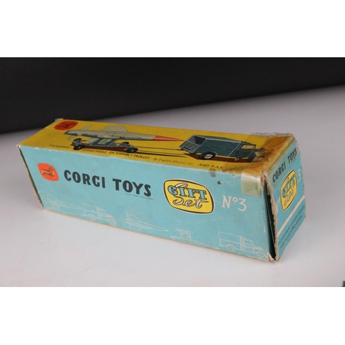 427 - Boxed Corgi Gift Set No 3 Thunderbird Guided Missile on Assembly Trolley and RAF Land Rover diecast ... 