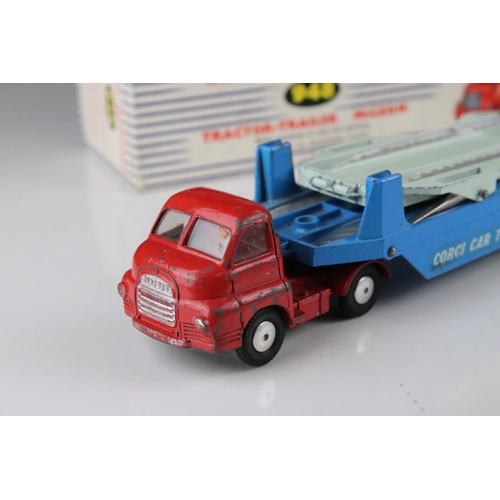 463 - Boxed Dinky Supertoys 948 Tractor Trailer McLean diecast model, some paint chips to cab, trailer doo... 