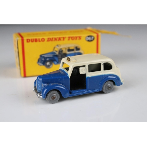 499 - Three boxed Dinky Dublo diecast models to include 066 Bedford Flatbed in grey, 069 Massey Ferguson T... 