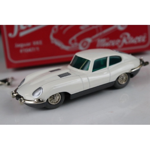 501 - Boxed Special Edition Schuco Jaguar Micro Racer Jaguar XKE #1047/1 in white, with presentation case,... 