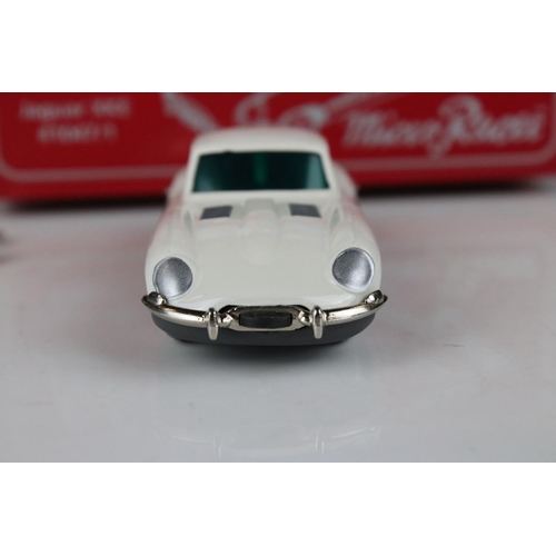 501 - Boxed Special Edition Schuco Jaguar Micro Racer Jaguar XKE #1047/1 in white, with presentation case,... 